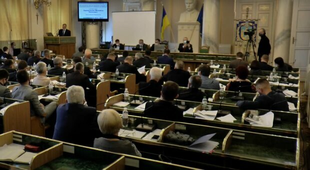 Львівські депутати показали Зеленському, хто такий справжній Бандера