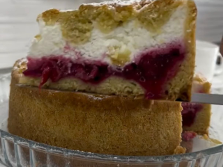 Вишневый пирог с кремом-суфле: фото скрин рецепта