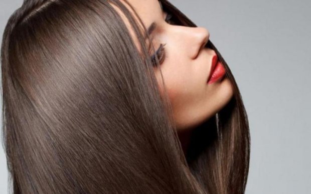 Как выпрямить волосы без утюжка: 5 способов и лайфхаков