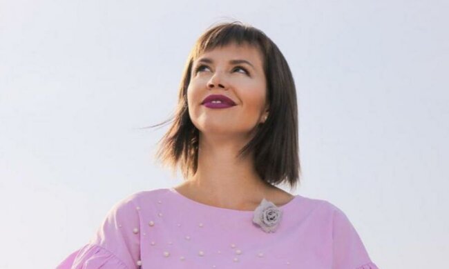 Ведущую "Орел и Решка" ужалило ядовитое существо