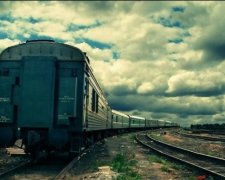 Під колесами потягу загинуло два залізничника
