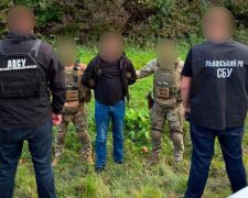 Затримання організатора схеми втечі ухилянтів за кордон