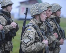 На Донбассе военный подорвал себя вместе с собратьями