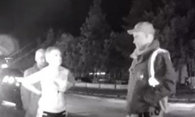 Такая ситуация могла случиться с каждым - "стриптизерша" из налоговой