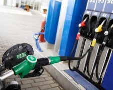 Нові ціни на бензин ударять по кишенях українців