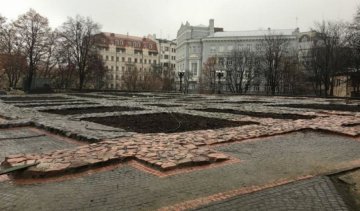 Фундамент Десятинної церкви в Києві відновили за пожертви