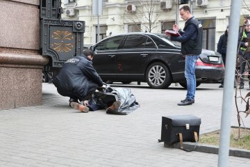Відомих музикантів по-звірячому вбили біля нічного клубу: відео із самого пекла