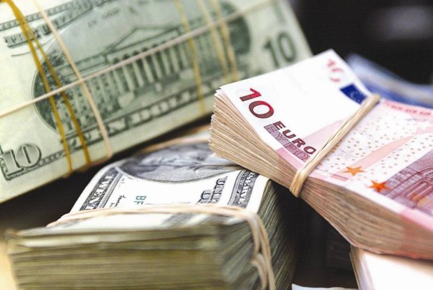 Курс валют у 2019 році: таким дорогим долар ще ніколи не був