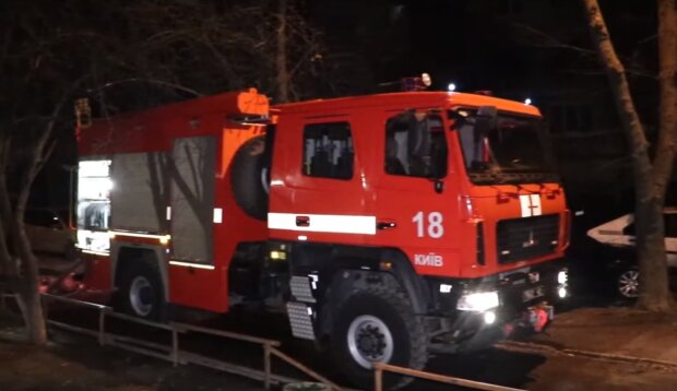 пожежна машина, скріншот з відео