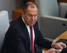 Точно під коксом: мережі розкрили секретний код Лаврова