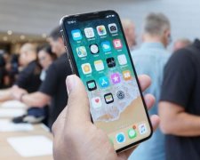 Хваленую защиту iPhone X удалось с легкостью обойти