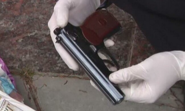 Тело 20-летнего застреленного патрульного нашли в Мариуполе