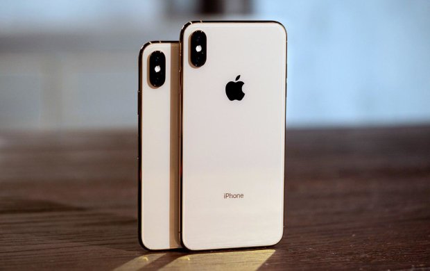 Apple нахабно продає браковані iPhone