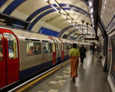 Пожежа в Лондонському метро: є постраждалі
