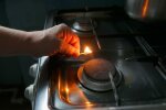 Дніпрян на два тижні залишать без газу: кому доведеться готувати на вогнищі