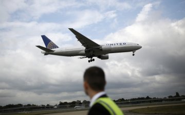 Авіакомпанія United Airlines знову вляпалася в скандал