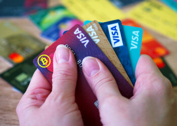 Банківські картки Visa та штучний інтелект