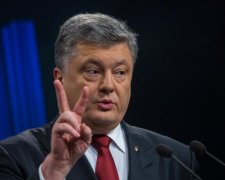 Порошенко зробив приємно американському сенатору