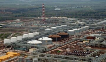 У Росії стався вибух на нафтопереробному заводі