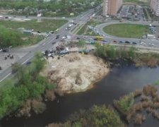 Скандальне будівництво на Здолбунівській у Києві призупинили, що далі?