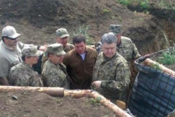 Порошенко оценил обороноспособность Мариуполя