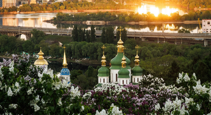 Церква, фото: redhead_dophamine