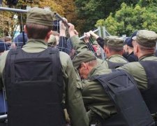 На Банковій назвали провокаторів сутичок біля посольств Росії