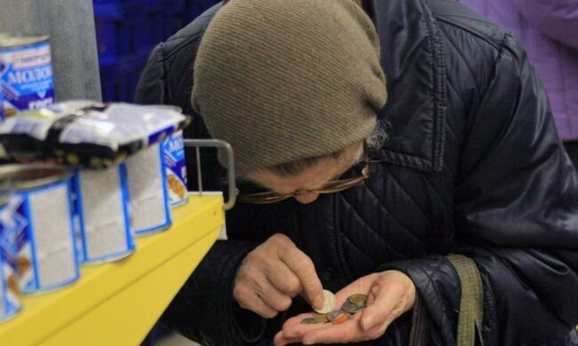 Стало відомо, як пенсіонери Донецька добувають їжу