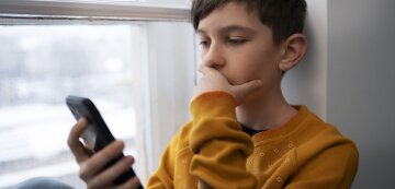 Instagram запускает новые уведомления для родителей: о каких действиях подростков узнают