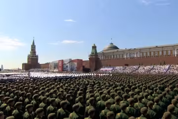 Военный парад в москве, фото: скриншот из видео