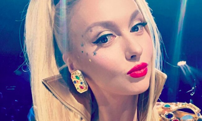 Полякова покорила Майями телом в купальнике, позавидует любая модель: "Вам 20 лет?"