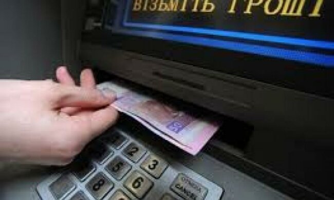 В Харкові затримали чоловіків, які займались кеш-трепінгом