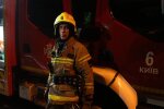 Пожежа на складі в Дарницькому районі Києва після обстрілу