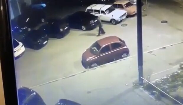 Підпал Tesla Андрія Богдана, скріншот з відео