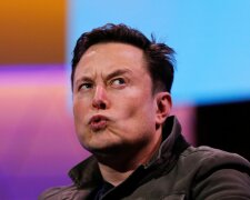 Илон Маск восхитился Tesla, покорившей украинский Марс: "Это реально круто", эпичный кадр