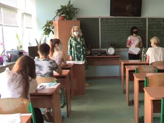 Урок у школі, скріншот відео