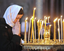 Чи можна ходити до церкви без хустки: священик розставив всі крапки над і