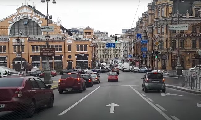 Дорожное движение. Фото: скрин youtube