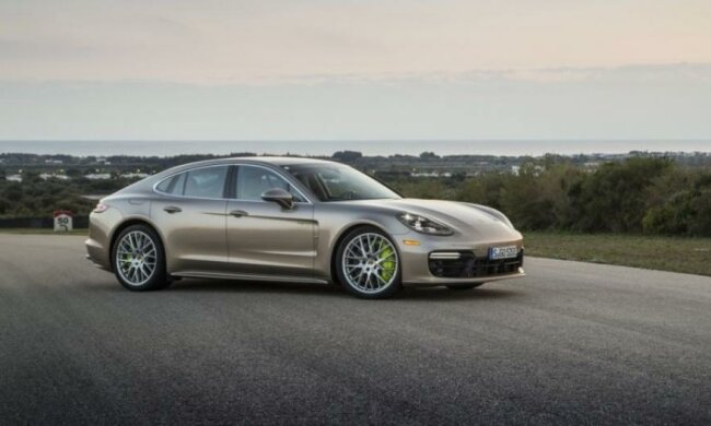 Porsche представить свій найпотужніший гібрид