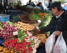 Сами виноваты: продукты дорожают из-за паники покупателей