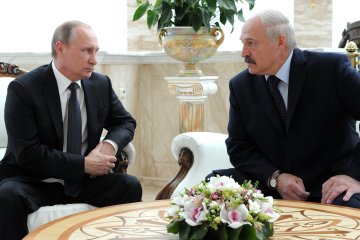 Путін проверне у Білорусі "український сценарій", який готували ще за Єльцина