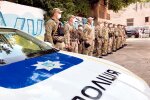 Поліцейські з Франківська поїхали на Донбас, героїв проводжали усім містом: "Повернися живим, татку"