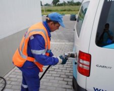 Продавці палива плели змову проти українців