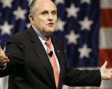 Ким ползал на коленях перед Трампом
