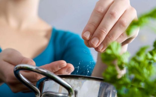 Ароматна сіль: як зробити смак звичних страв багатшим