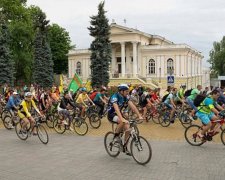 Одесситы устроили велопробег по городу (фото)