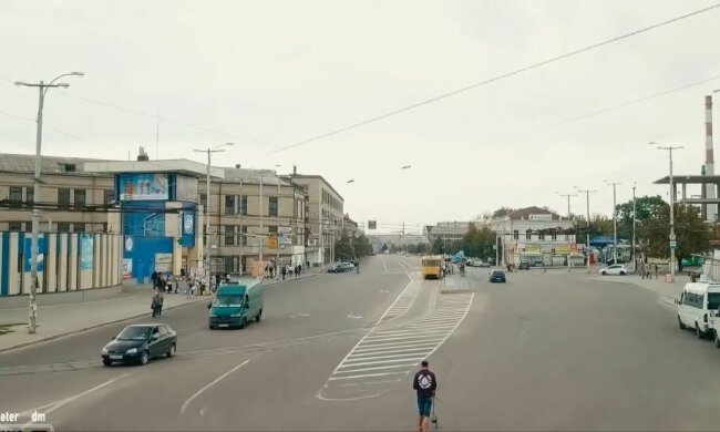 В Запорожье массово исчезают "охранники" подьездов - вырывают с мясом