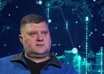Олександр Новохатський