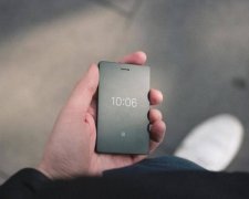 До чого прогрес дійшов: найзручніший смартфон у світі роблять з паперу