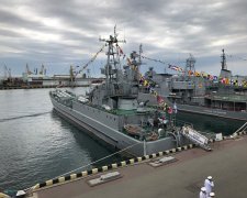 В Азовське море увійшов ворожий флот, число кораблів лякає: співвідношення не на користь України